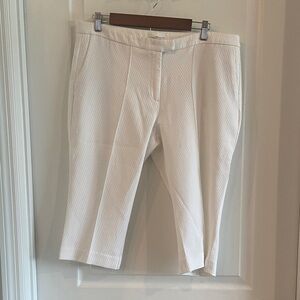 Dalia Cream Capris for Women